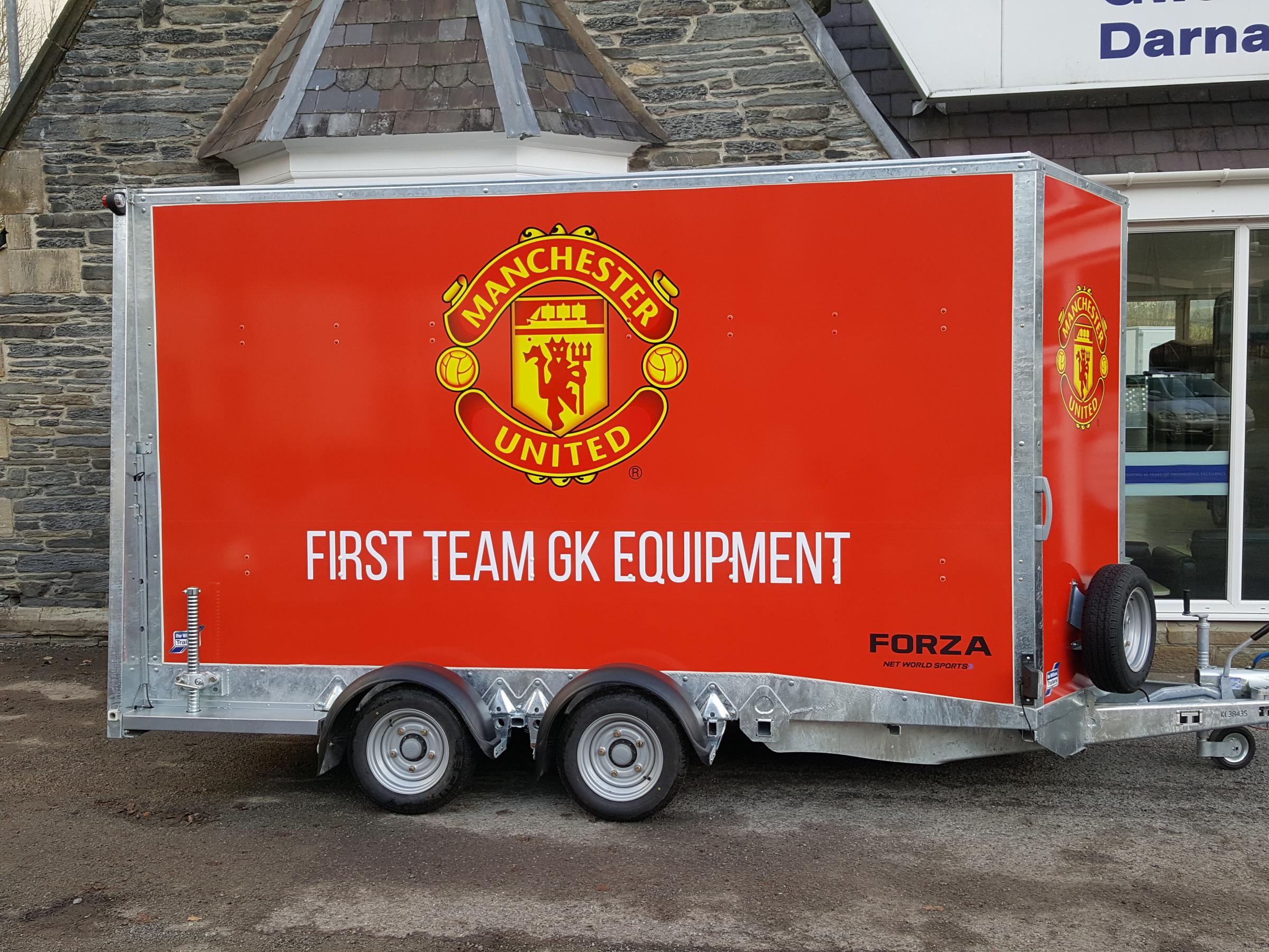 manchester united team store