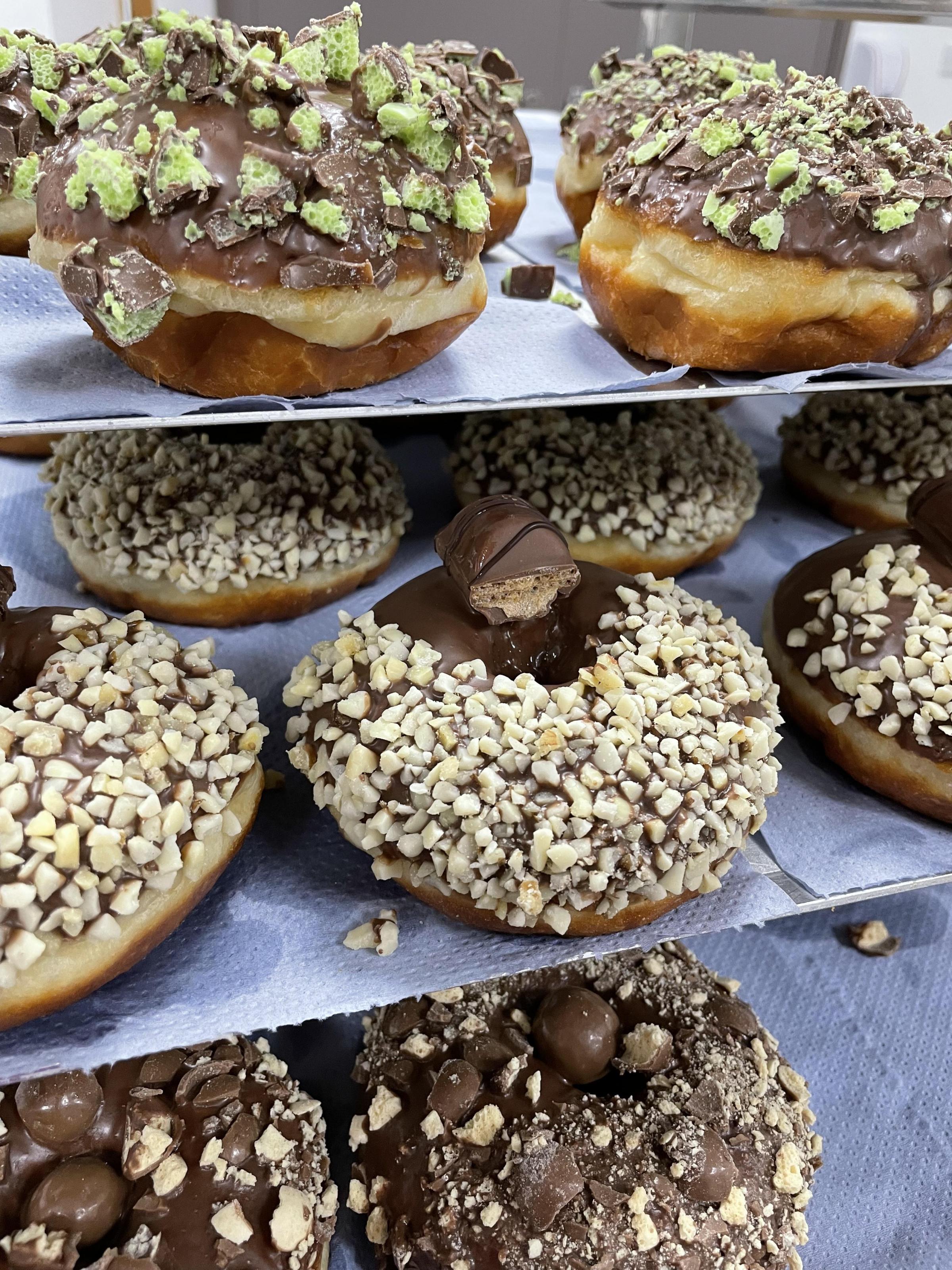 Doughnutology a local doughnut company based in Wrexham, that covers Wrexham, Flintshire and Chester has been nominated for a prestigious award by Food Awards Wales. 