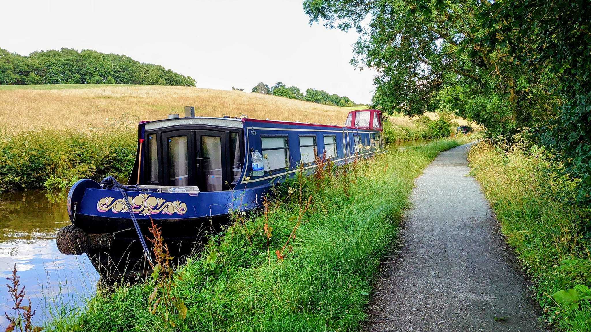 Photographs of Llangollen Canal by Cathie Langton.